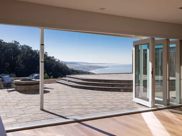 718 El Granada Blvd, Half Moon Bay, CA 94019