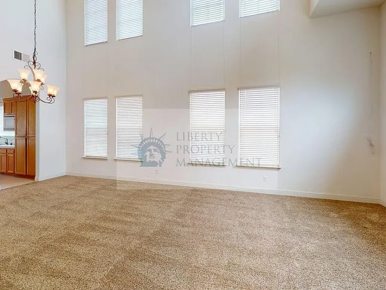 833 Branding Iron St — Photo 3
