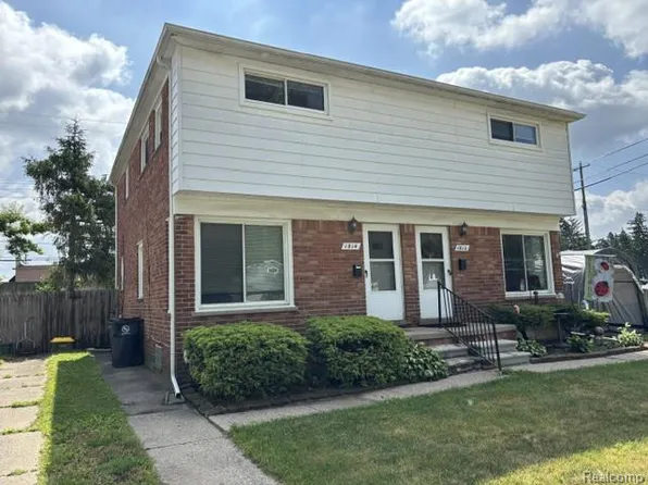 1814 N Center St, Royal Oak, MI 48073