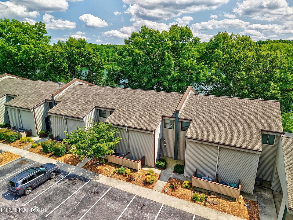1st image of 64 Lakeshore Cir Unit 125