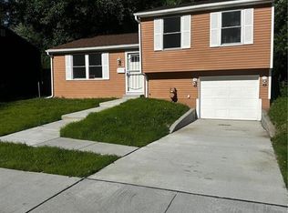 140 Ivanhill Rd, Toledo, OH 43615