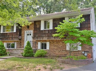 119 Kaufman Dr, Westwood, NJ 07675