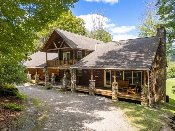 1650 Bodoit Rd, Hancock, NY 13783