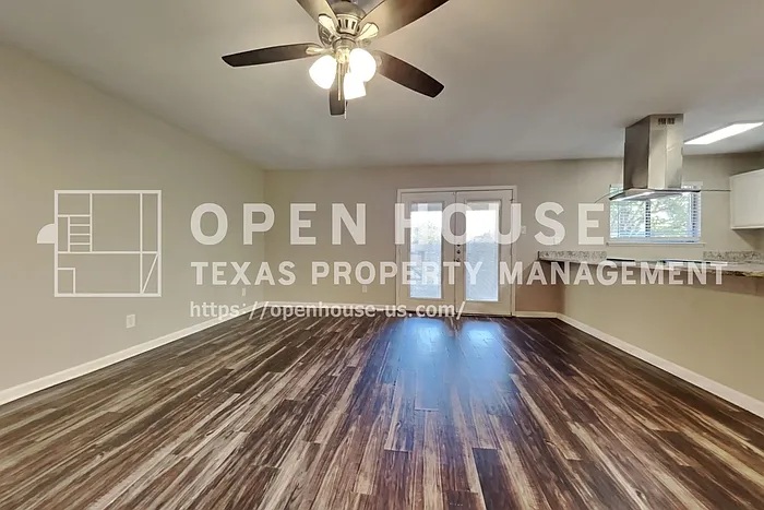 3 bed, 2.0 bath, 1483 sqft, $2,090 — Photo 4