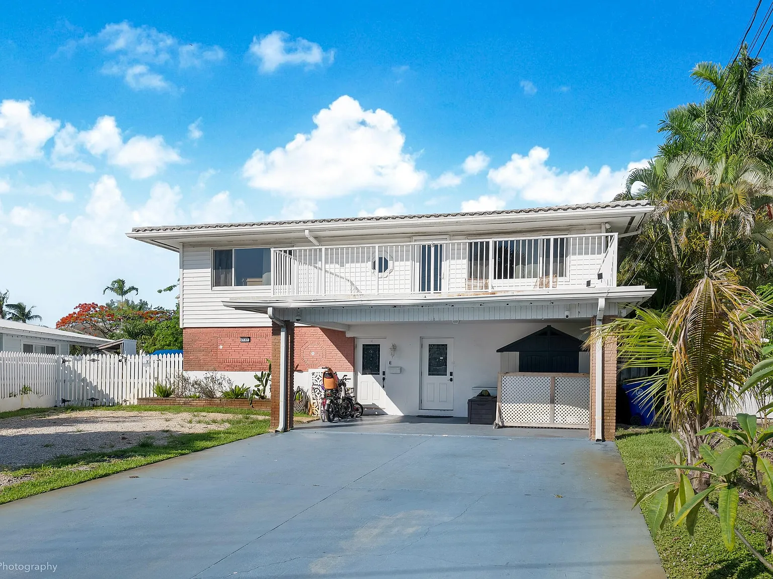 2 bed, 2.0 bath, 3280 sqft, $3,000 — Photo 1