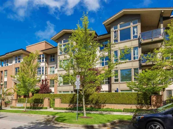 6268 Eagles Dr #204, Burnaby, BC V5E 1W8