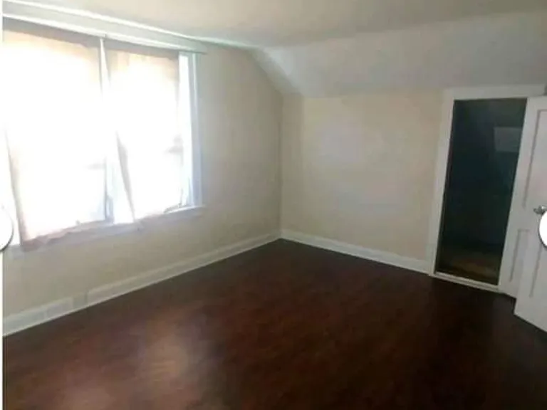 905 N Eagle St — Photo 4