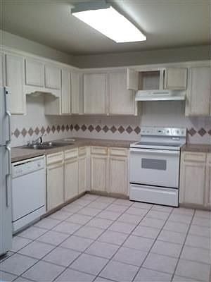 2nd image of 3803 Hitchrock Dr #A