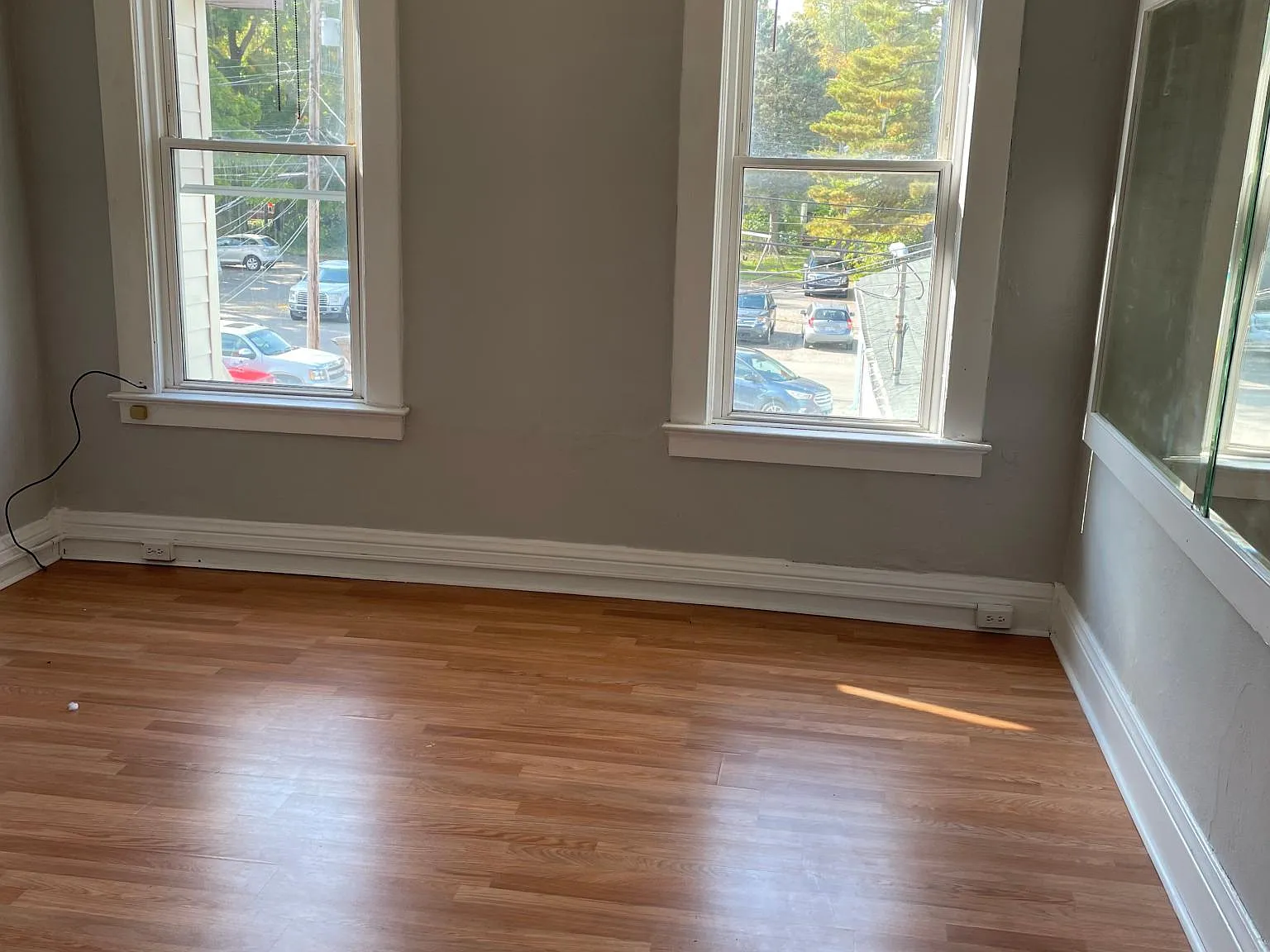 2 bed, 900 sqft, $1,400 — Photo 1