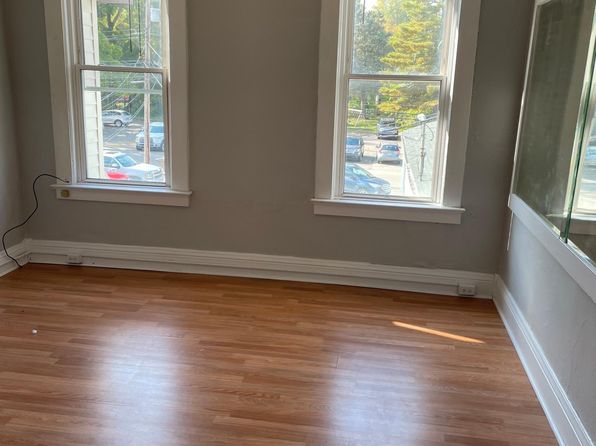 126 E Main St #2