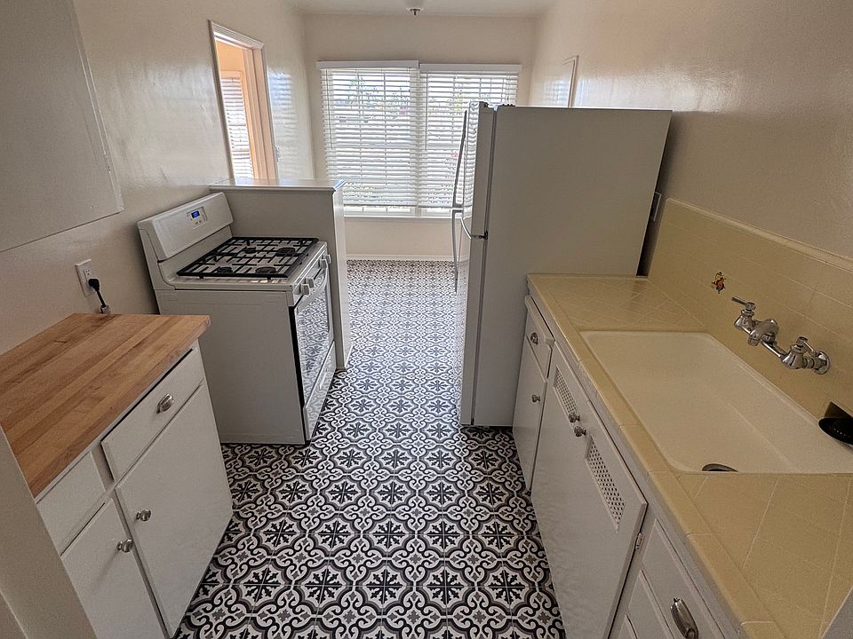1st image of 1604 Idaho Ave #1614