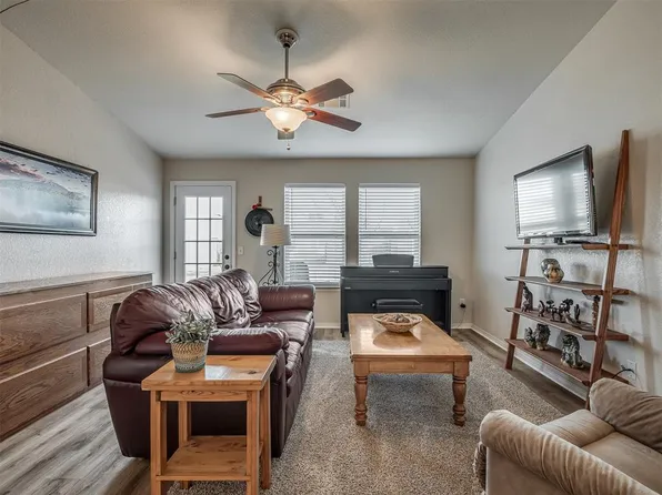 9112 Checkerbloom Dr, Oklahoma City, OK 73165