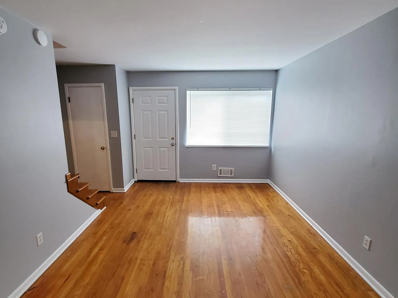 5780 N Meadows Blvd — Photo 4