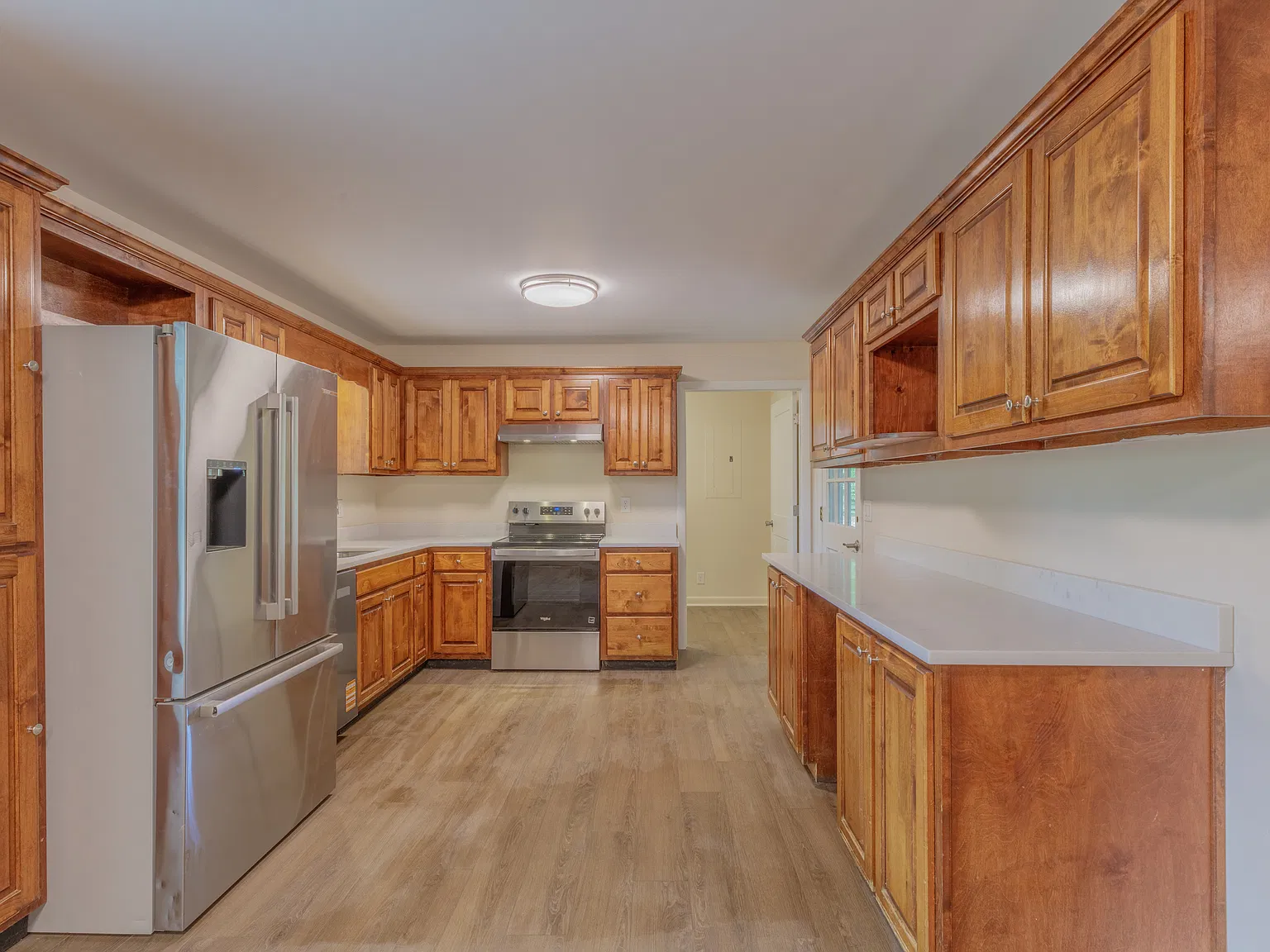 3 bed, 1600 sqft, $2,300 — Photo 4