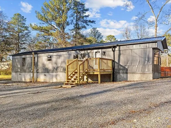 2637 Old Grade Rd, Dalton, GA 30721