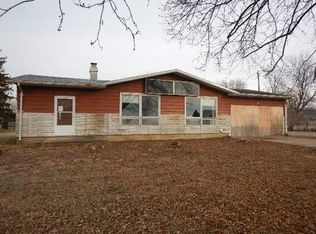 1097 County Home Rd, Springville, IA 52336