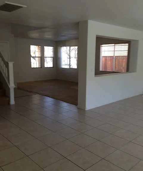 2328 S Fallbrook Dr — Photo 10