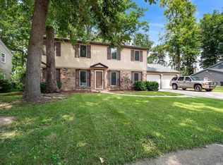 6125 Monarch Dr, Fort Wayne, IN