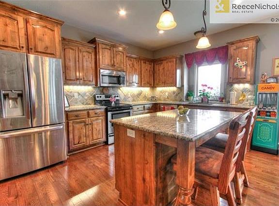 5th image of 8931 N Essex Dr