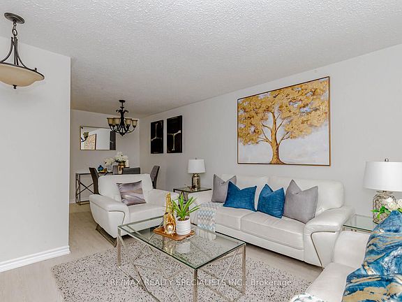 2nd image of 39 Seaborn Rd S