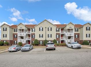 363 Bubble Creek Ct UNIT 4, Fayetteville, NC 28311