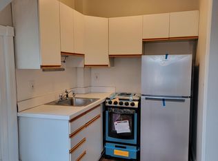 115 Grandview Rd APT 3, Ardmore, PA 19003