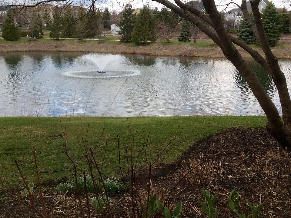 2nd image of 384 Pine Lake Cir