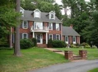 100 Sawmill Rd, North Andover, MA 01845