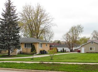 420 Oak Ave, Wood Dale, IL 60191