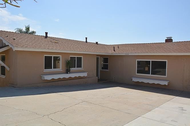 1st image of 7650 Shadyglade Ln