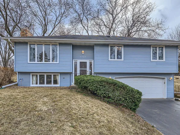 4407 Independence Ave N, New Hope, MN 55428