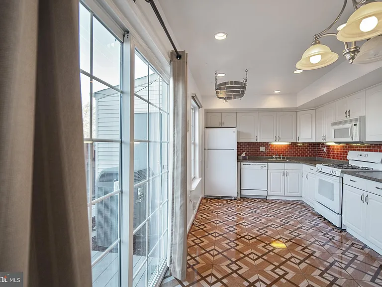 4793 S Park Ct — Photo 14