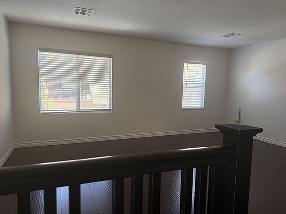 4th image of 9385 Hilgard Ave