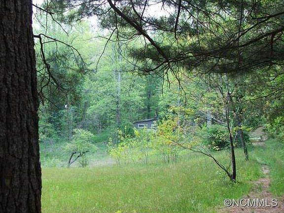 1st image of 326 Landwood Ln