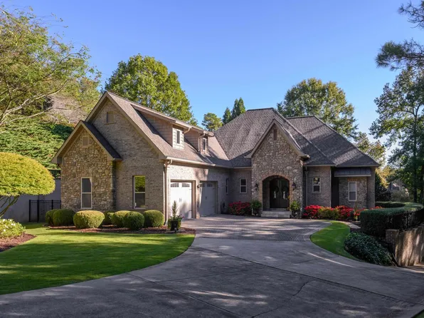 6307 Wynwood Ln, Trussville, AL 35173