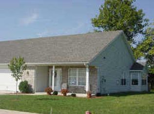 222 N Blue Ribbon Ct, Rushville, IN 46173