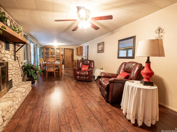 191 VALLEY VIEW ST, Canyon Lake, TX 78133