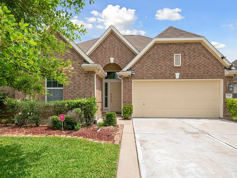 21930 Cascade Hollow Ln — Photo 36