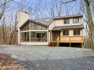 4106 Sycamore Ln, East Stroudsburg, PA 18301