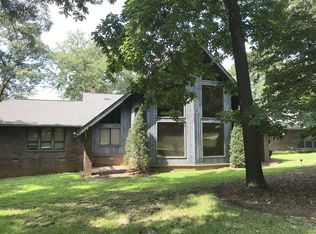 108 Colonial Oaks Dr, Warner Robins, GA 31088