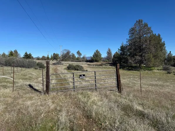 Whitepine St Unit 4, Hornbrook, CA 96044