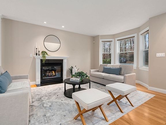 5th image of 16 Castle Rd