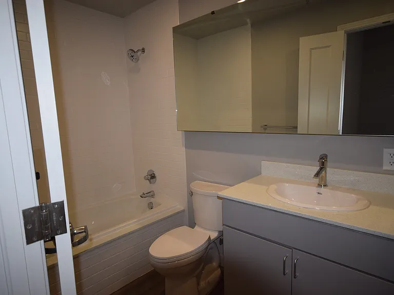 307 Main St — Photo 7