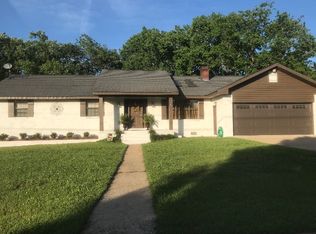 811 Phil Harper Dr, Demopolis, AL 36732