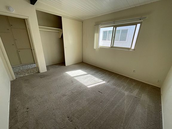4th image of 4922 Santa Cruz Ave #1-10