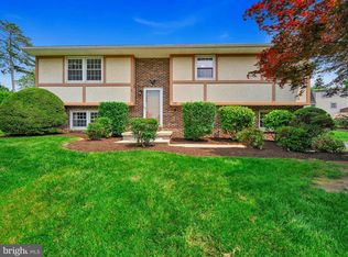 719 Loblolly Ln, Reading, PA 19607
