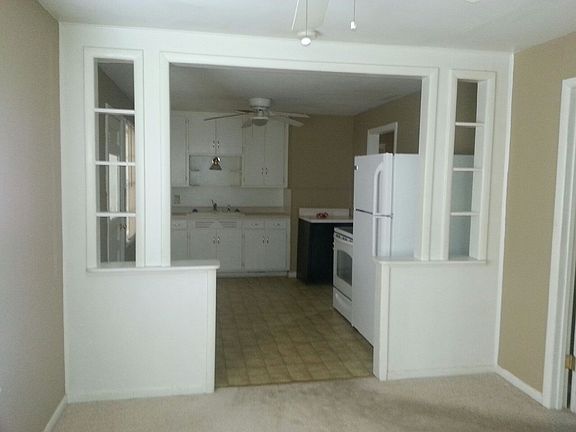 4th image of 4613 Garfield Ave
