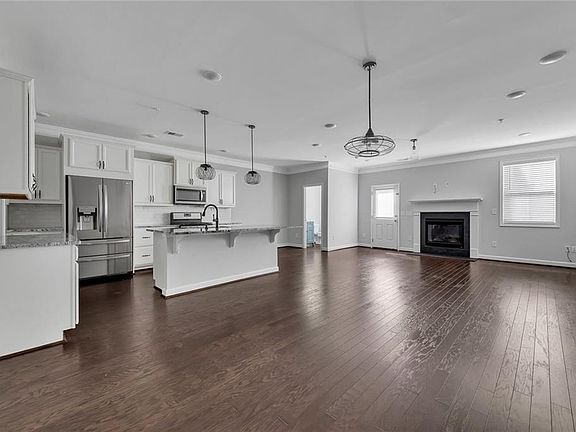5th image of 238 Alday Ln