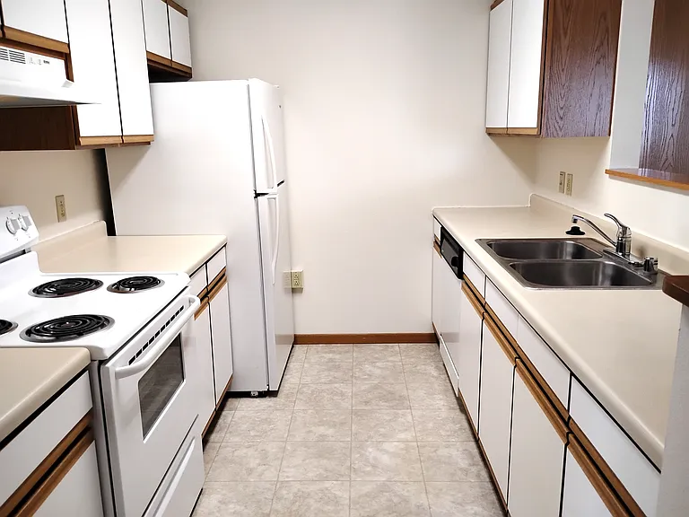 Stonefield Manor Senior Apartments — Photo 16