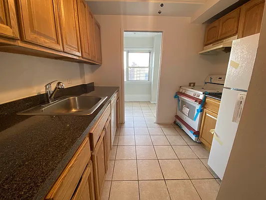 Rented by Queens Apartments Realty LLC | media 21